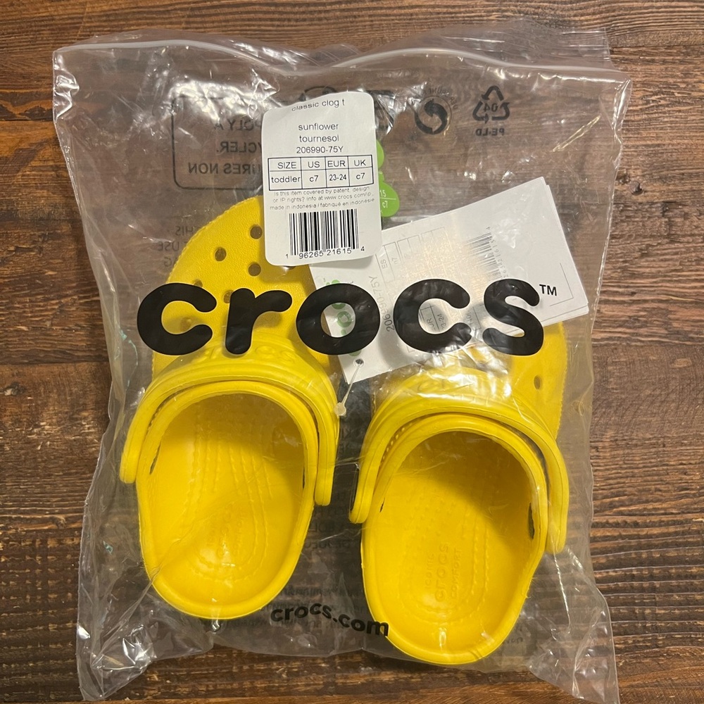 *Brand New* Yellow Toddler Classic Clogs
